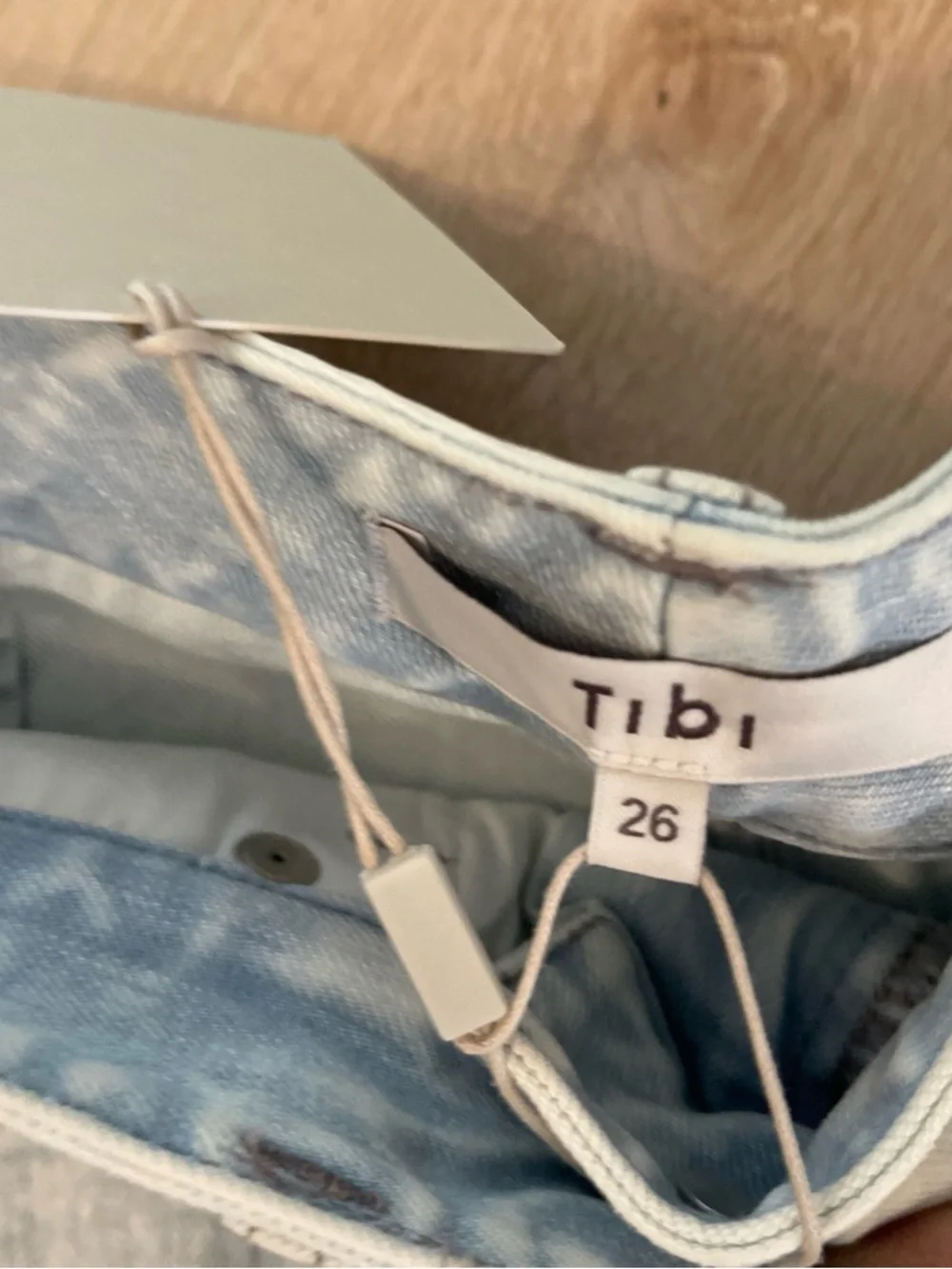 TIBI light washed blue wide barrel leg denim Jeans size 26 NWT - Picture 4 of 6